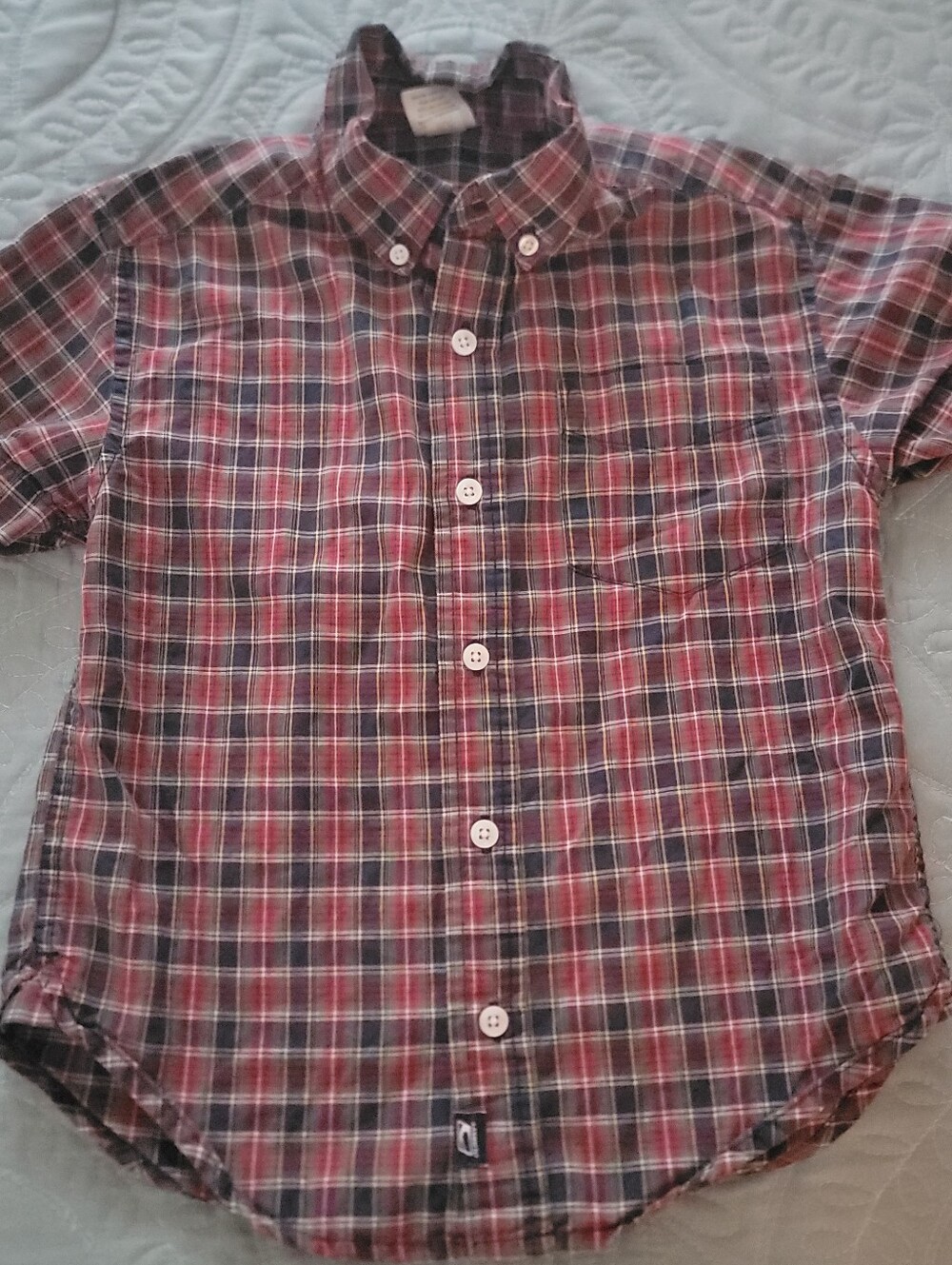 Old Navy Button Up Dress Shirt Boys 5 Red Black Plaid Short Sleeve Collared Top